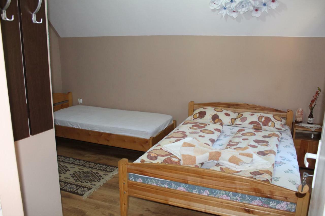 Kovacs Guesthouse Прайд Экстерьер фото