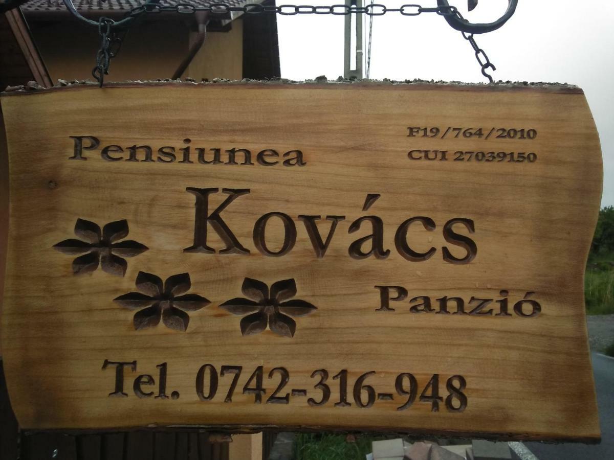 Kovacs Guesthouse Прайд Экстерьер фото